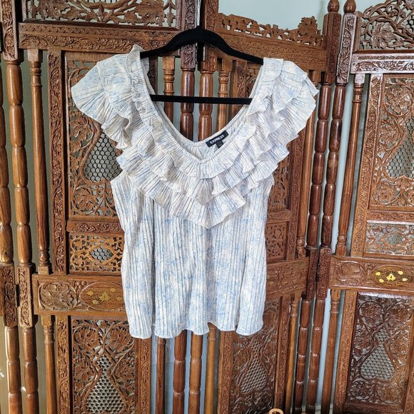 Floral Pleated Ruffled Collar Tank - Express - Picture 1 of 2